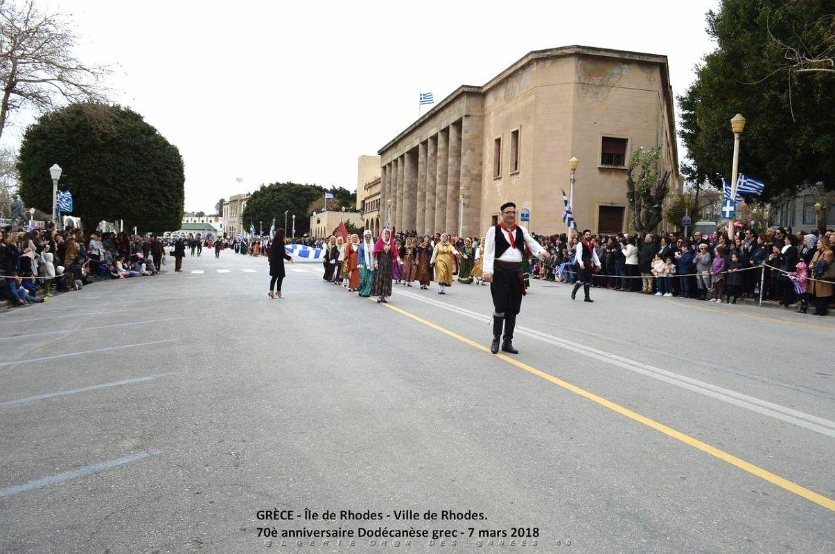 074- Rhodes- Defile Dodecanese grec.JPG